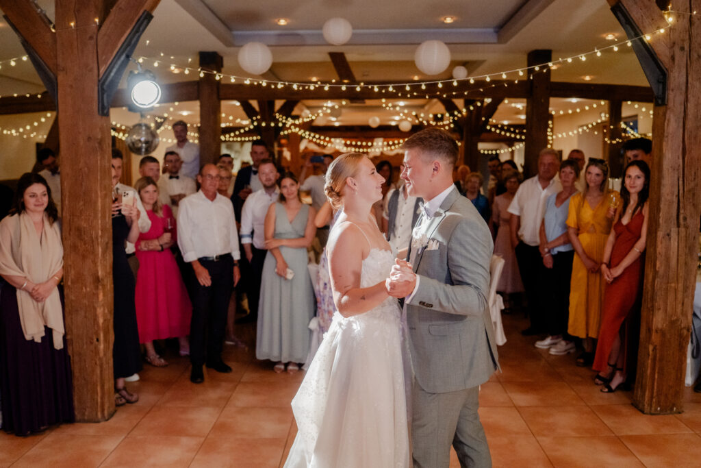 JuliaRaum2025_HochzeitNina&Fabi-1202